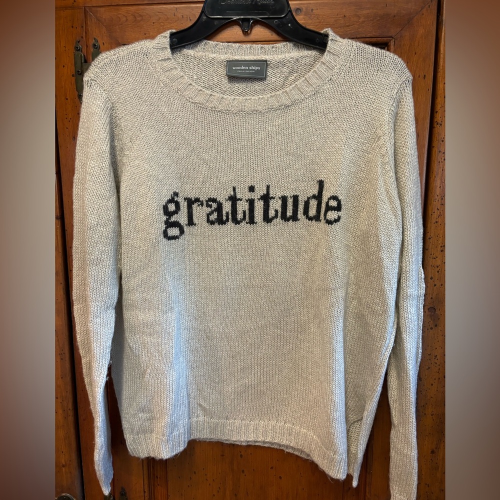 Wooden Ships GRATITUDE sweater in size small